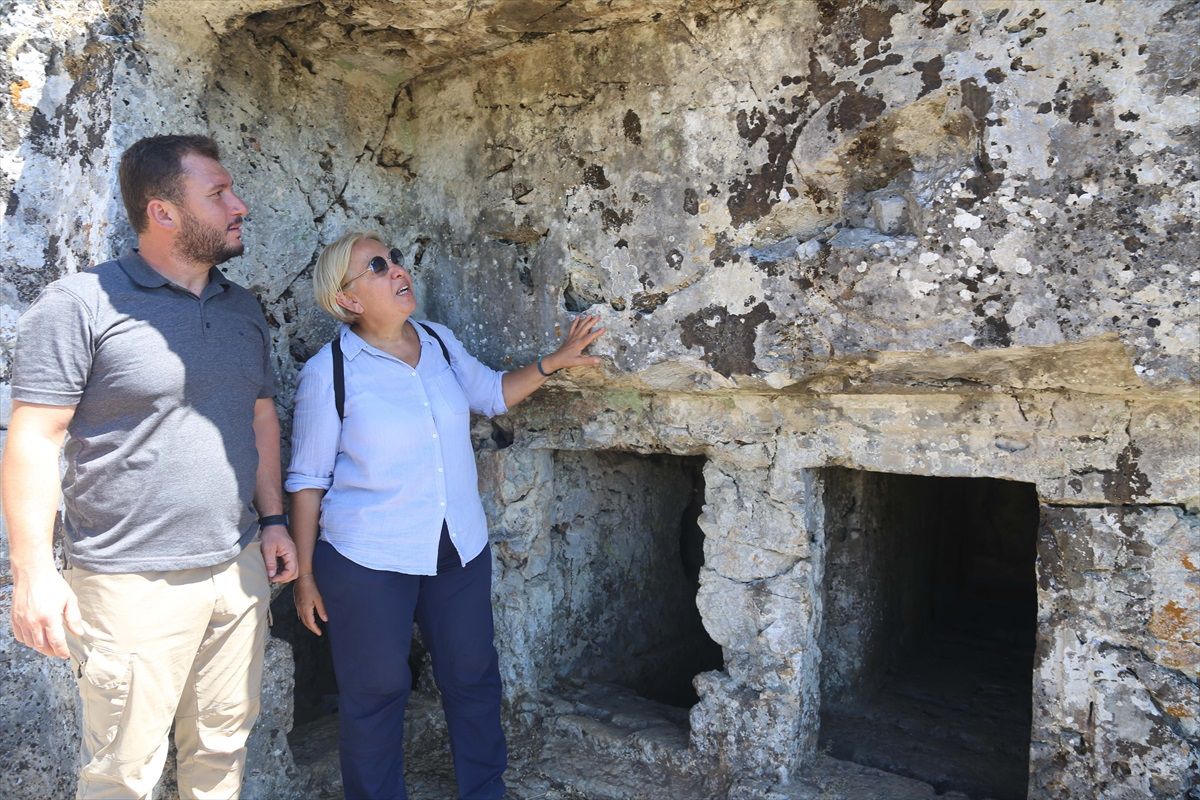 Muğla'da Thera Antik Kenti'nde bulunan antik tiyatro restore edilecek