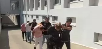 Adana'da Otomobilde 1 Kilodan Fazla Esrar Ele Geçirildi