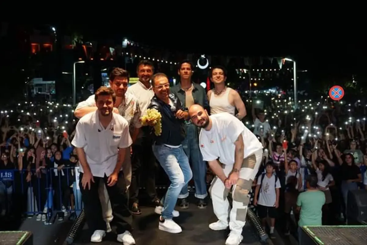 Manisa'da 15. Sultaniye Üzüm Festivali Devam Ediyor