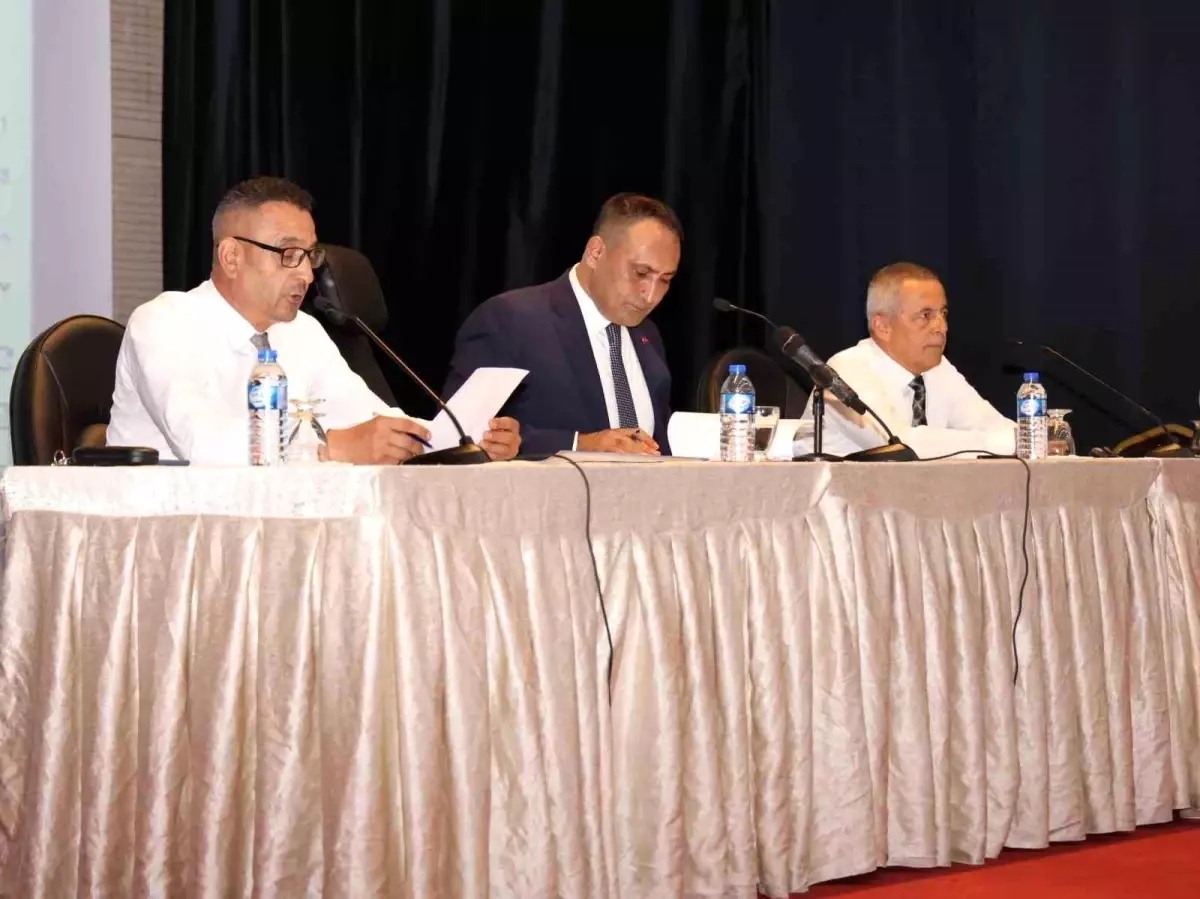 Toroslar Belediyesi Üniversite Öğrencilerine Eğitim Yardımını Artırdı