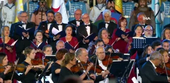 100. Yıl Marşı bin 71 kişilik dev senfoni orkestrası ile ilan edildi