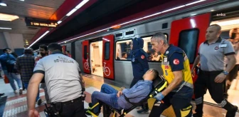 Ankara'da Kızılay Metro İstasyonu'nda İlk Yardım Tatbikatı Yapıldı