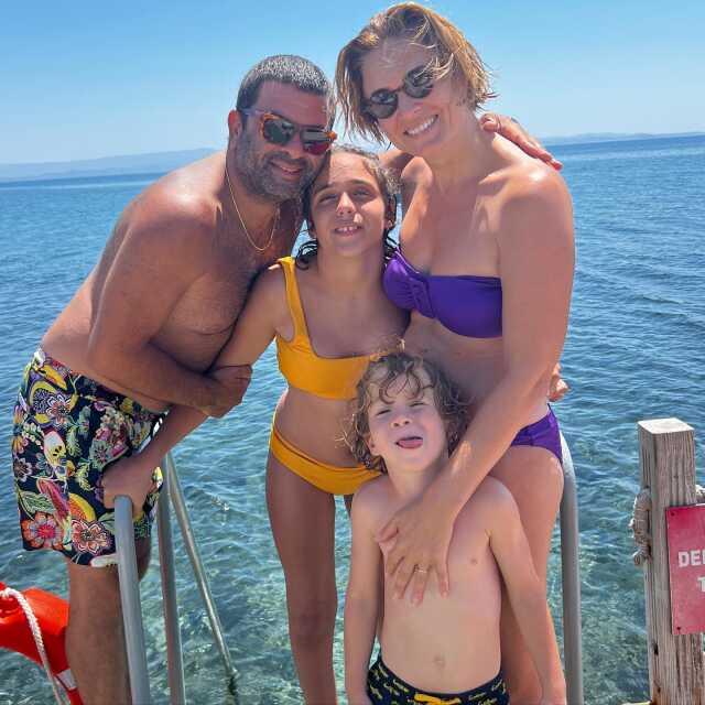 Bülent Şakrak'tan tek celsede boşanan Ceyda Düvenci evlilikten kalan son izi de sildi Bülent Şakrak'tan tek celsede boşanan Ceyda Düvenci evlilikten kalan son izi de sildi