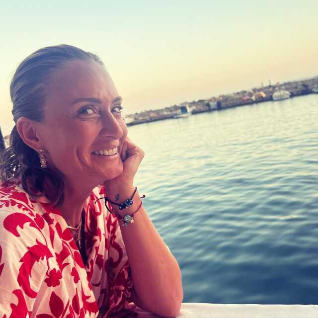 Bülent Şakrak'tan tek celsede boşanan Ceyda Düvenci evlilikten kalan son izi de sildi Bülent Şakrak'tan tek celsede boşanan Ceyda Düvenci evlilikten kalan son izi de sildi