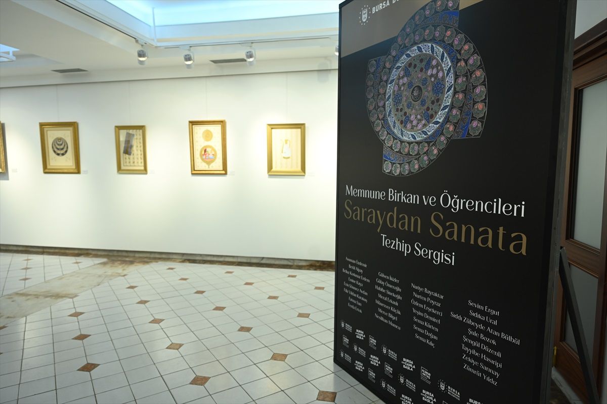 Bursa'da 'Saraydan Sanata' Temalı Sergi Açıldı
