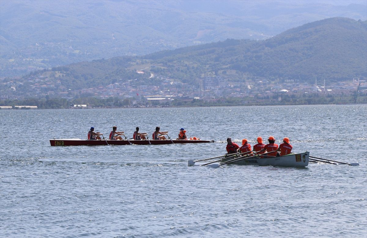 Kocaeli'de Deniz Küreği Türkiye Şampiyonası Tamamlandı