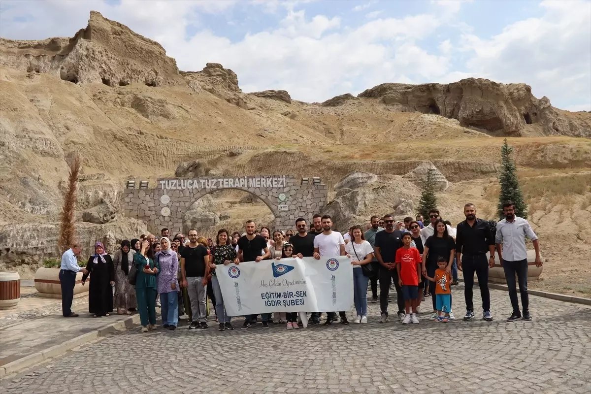 Iğdır'ın Gökkuşağı Tepeleri ve Tuz Terapi Merkezi Öğretmenleri Ağırlıyor