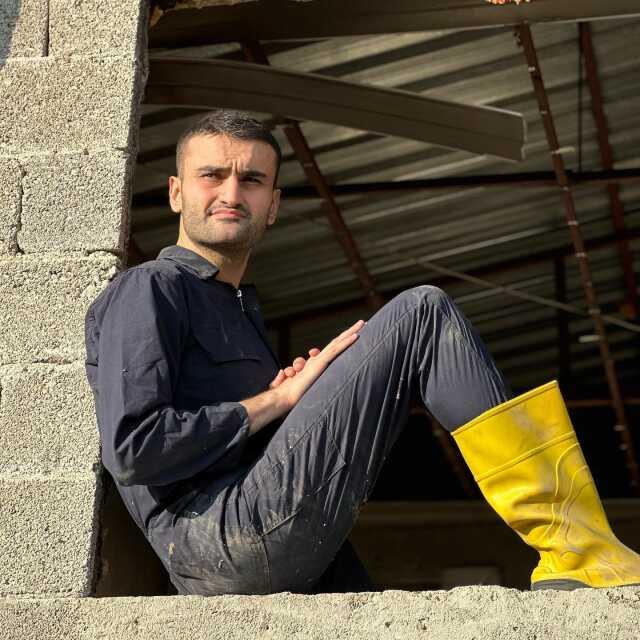 İğne ipliğe dönen CZN Burak 8 yıl önceki halini paylaşıp yorumu takipçilerine bıraktı İğne ipliğe dönen CZN Burak 8 yıl önceki halini paylaşıp yorumu takipçilerine bıraktı