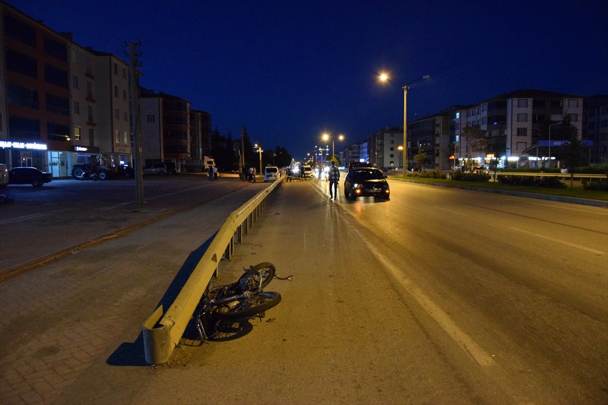 Konya'da Otomobil ile Motosiklet Çarpışması: Motosiklet Sürücüsü Hayatını Kaybetti