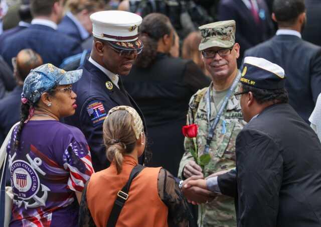 ABD'de 11 Eylül Saldırıları Kurbanları Anıldı ABD'de 11 Eylül Saldırıları Kurbanları Anıldı