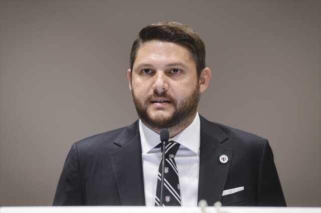 Beşiktaş'tan istifa eden yönetici Serhan Çetinsaya, Ramos ile ilgili tüm gerçekleri anlattı Beşiktaş'tan istifa eden yönetici Serhan Çetinsaya, Ramos ile ilgili tüm gerçekleri anlattı