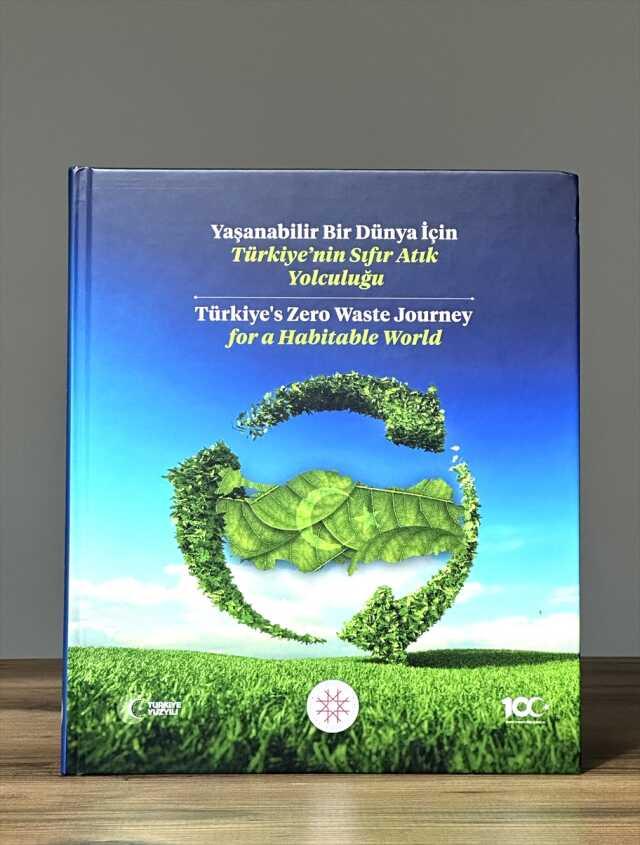 Erdoğan G-20 liderlerine, 'Türkiye'nin Sıfır Atık Yolculuğu' kitabını hediye etti