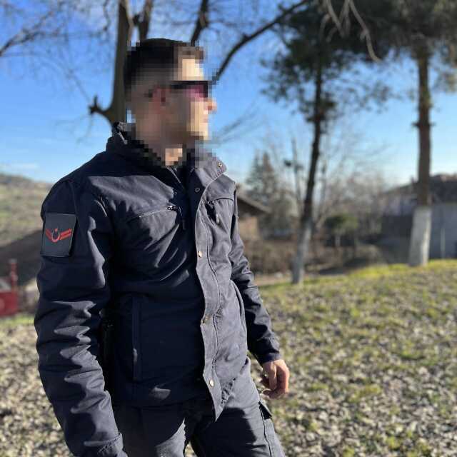 Halı sahada 2 savcıyla tartışan uzman çavuş artık silah taşıyamayacak