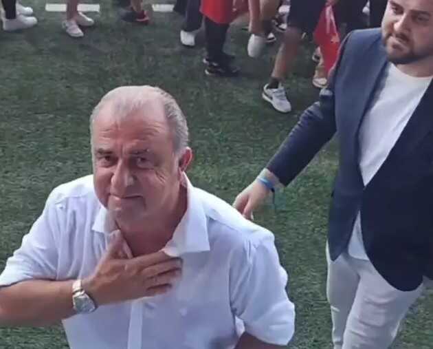 Herkes Fatih Terim'in 'Seni milli takıma geri istiyoruz' diyen taraftara tepkisini konuşuyor