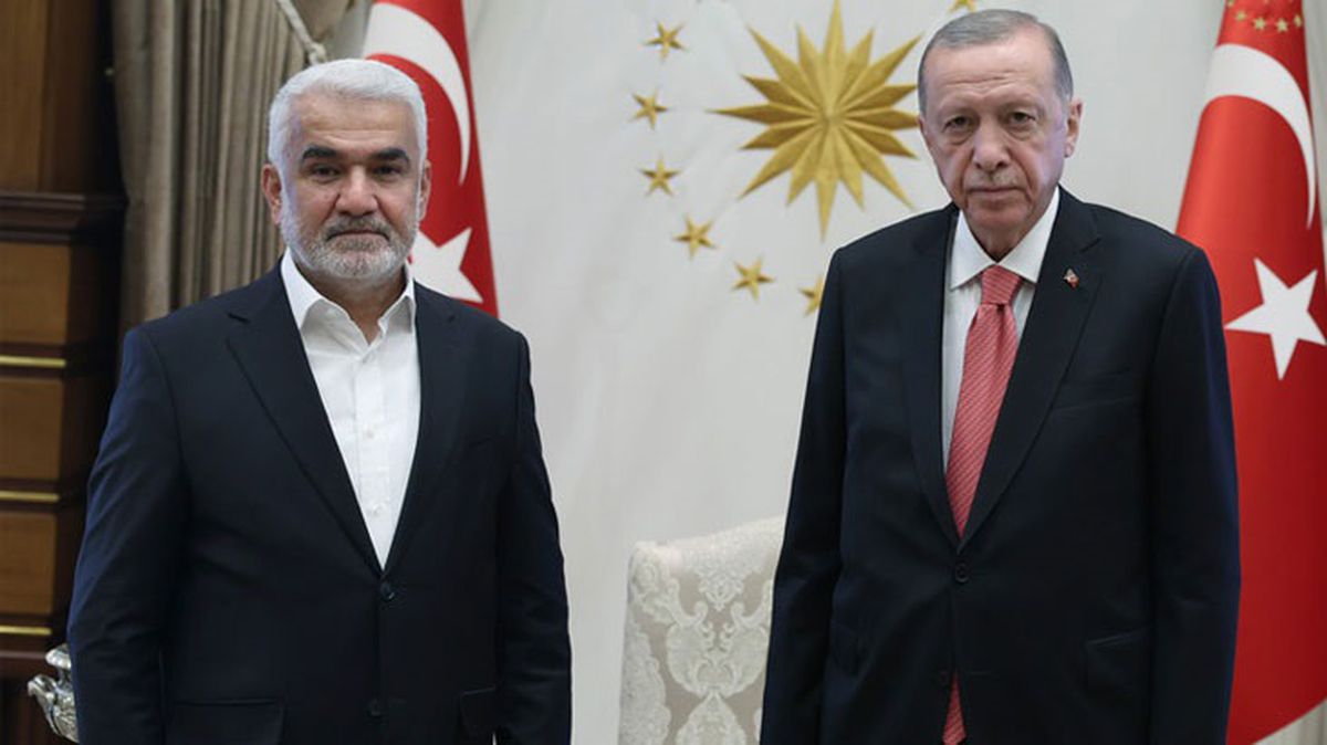 HÜDA PAR Genel Başkanı Yapıcıoğlu: Dar gelirli ailelerin kırtasiye masrafları ve servis ücretleri karşılanmalı