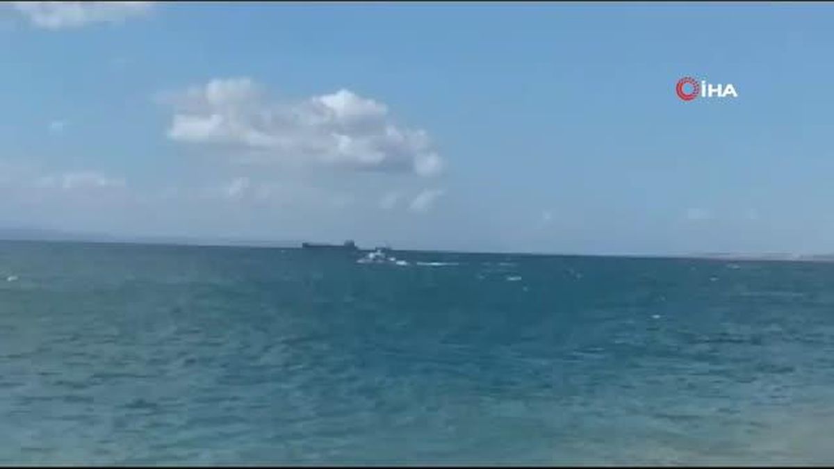 Marmara'da botta sürüklenip kaybolan 4 kişi bulundu: Rus bayraklı gemiye sığınmışlar