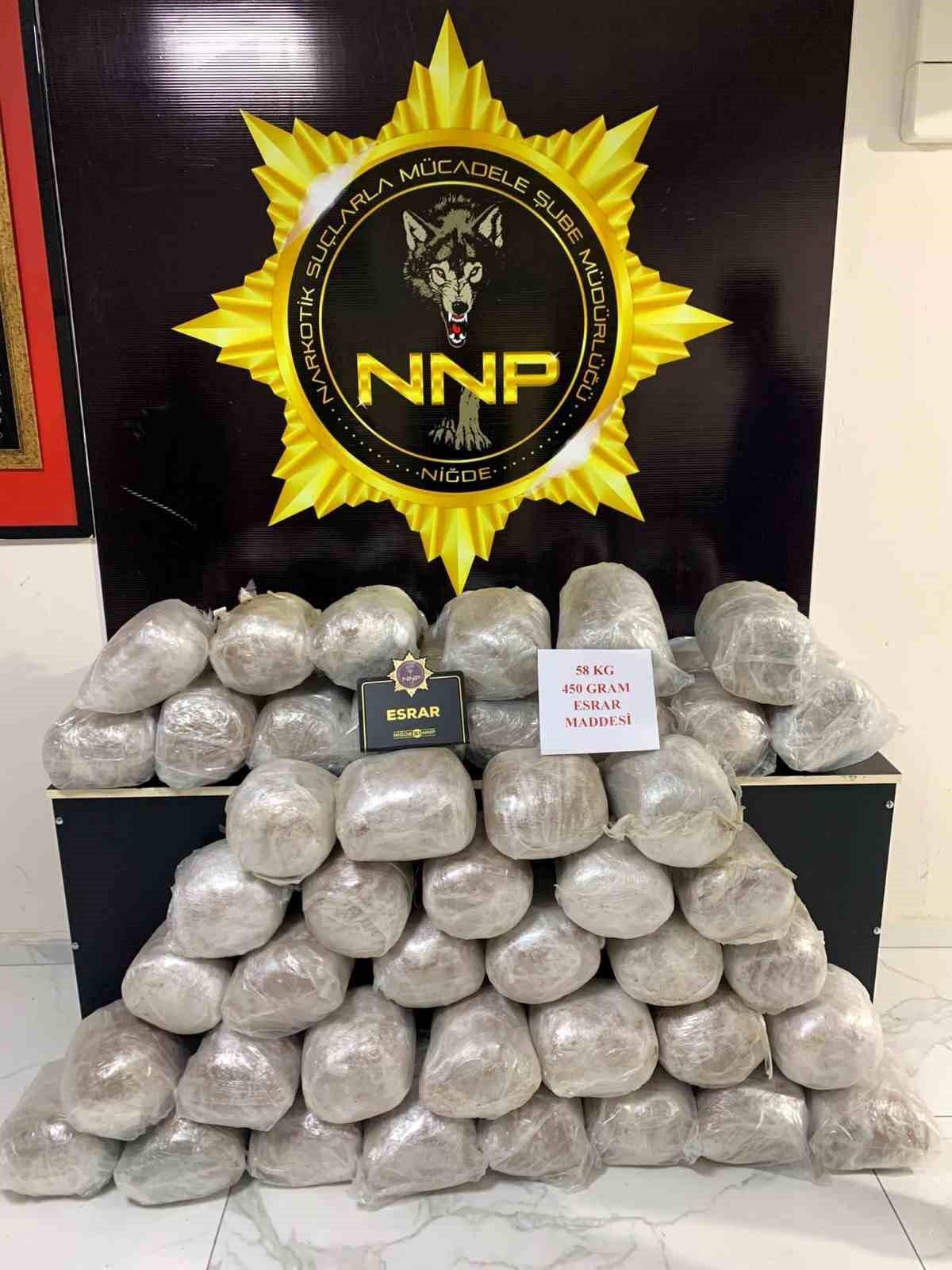 Niğde'de 58 Kilo Uyuşturucu Madde Ele Geçirildi