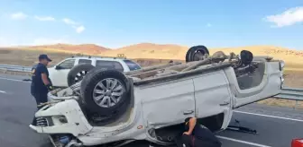Van'da devrilen pikabın sürücüsü yaralandı