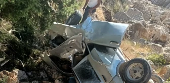 Adana'da Otomobil Uçuruma Yuvarlandı: Sürücü Hayatını Kaybetti