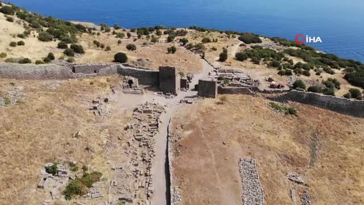 Assos'ta 2300 yıllık izler bulundu