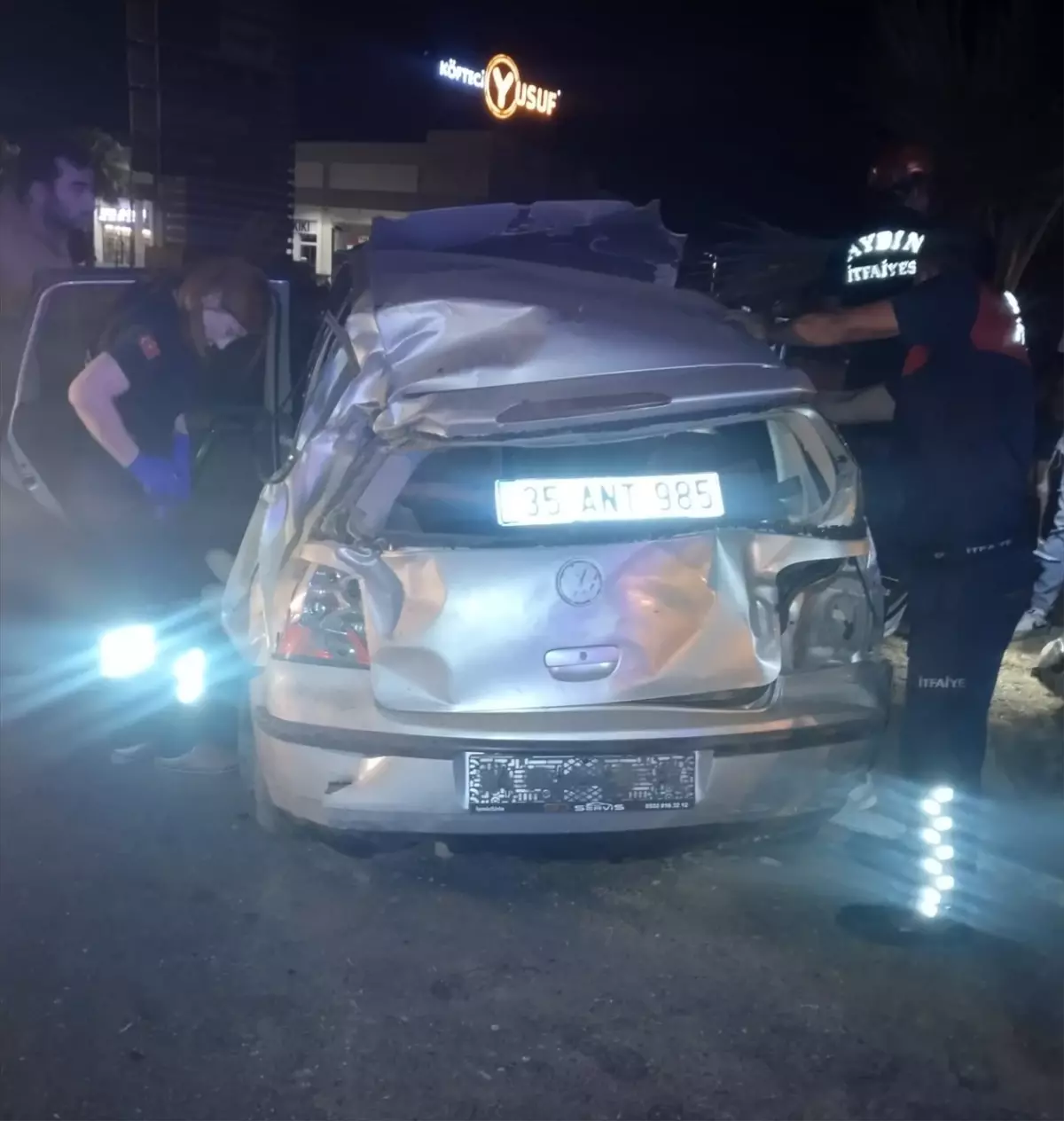 Aydın'ın Nazilli ilçesinde otomobil kazası: 1 ölü, 3 yaralı