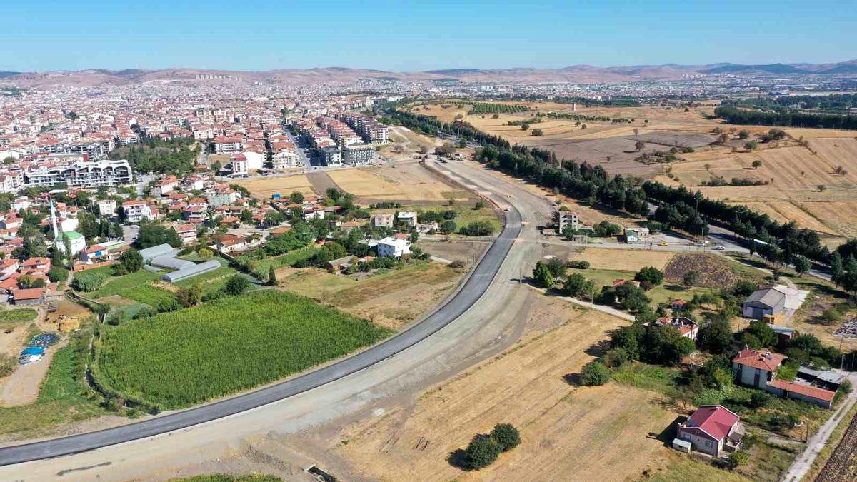 Balıkesir'de Organize Sanayi Bölgesi Yolu Tamamlanıyor