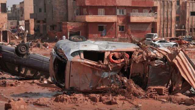 Felaketi yaşayan Libya'dan gelen görüntüler korkunç! Sokaklar cansız bedenlerle dolu