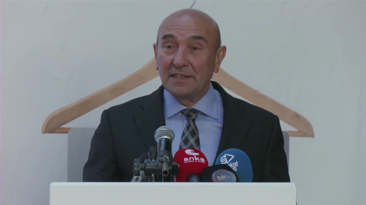 'İzmir Şehir Kartı' Kamuoyuna Tanıtıldı... Başkan Soyer: 'Artık Sağ Elin Verdiğini Sol El Görmeyecek'