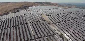 Şanlıurfa'da Büyükşehir Belediyesi tarafından yapılan güneş enerji santrali faaliyete girdi