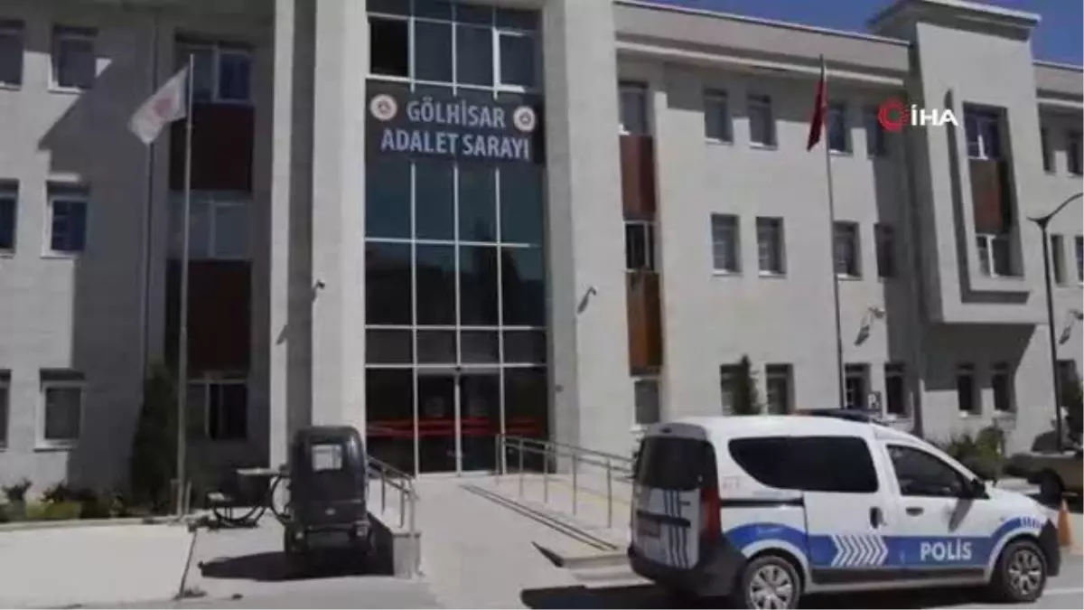 Burdur'da silahla 3 kişiyi vurup teslim olan şahıs tutuklandı