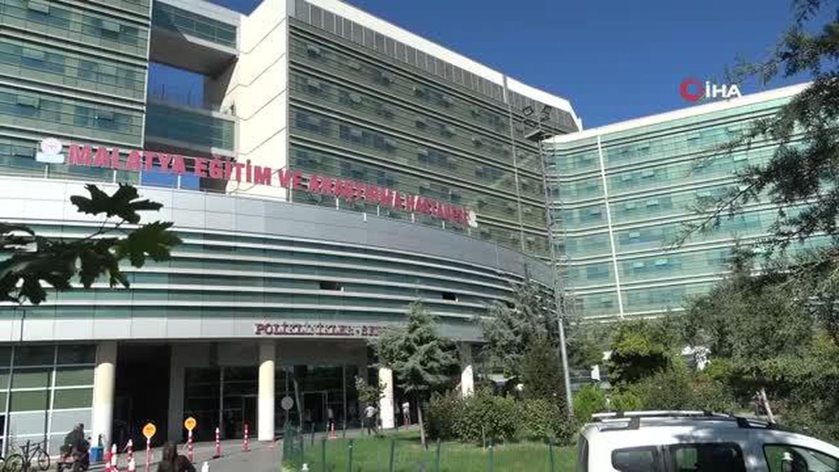 Deprem bölgesi Malatya'da sağlık hizmetleri aksamadan devam ediyor