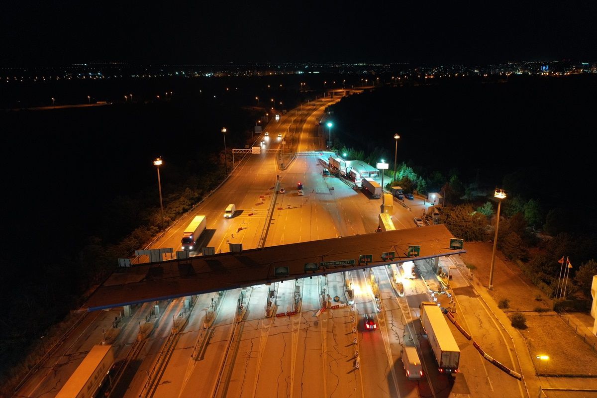 Edirne'de 87 düzensiz göçmen yakalandı
