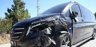 Kastamonu Belediye Başkanı'nın bulunduğu panelvan kaza yaptı