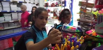 Okullar Açıldı, Kırtasiyelerde Hareketlilik Arttı