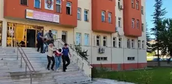 Tavşanlı'da Uyuşturucu Ticareti Yapan Kardeşler Tutuklandı