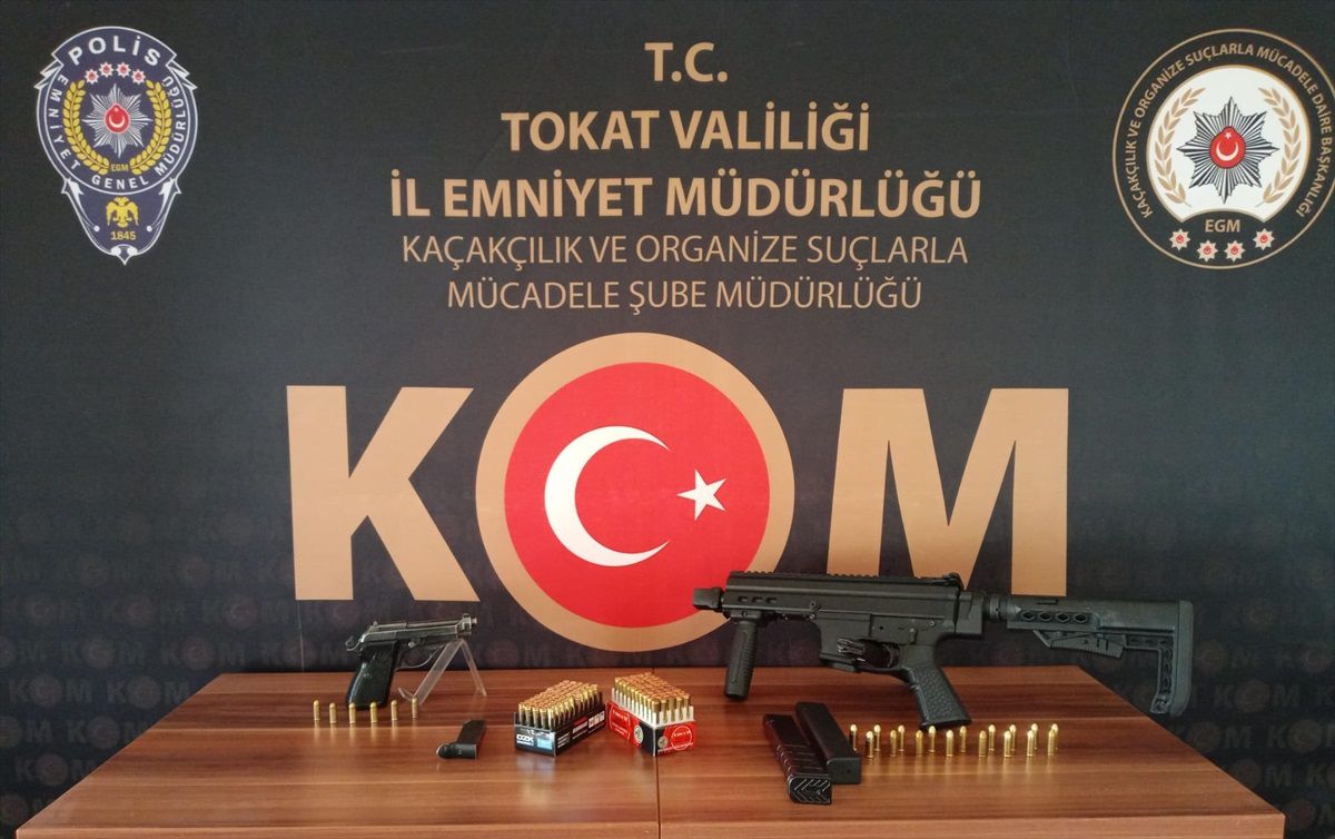 Tokat'ta Ruhsatsız Silah Operasyonu: Uzun Namlulu Silah ve Tabanca Ele Geçirildi