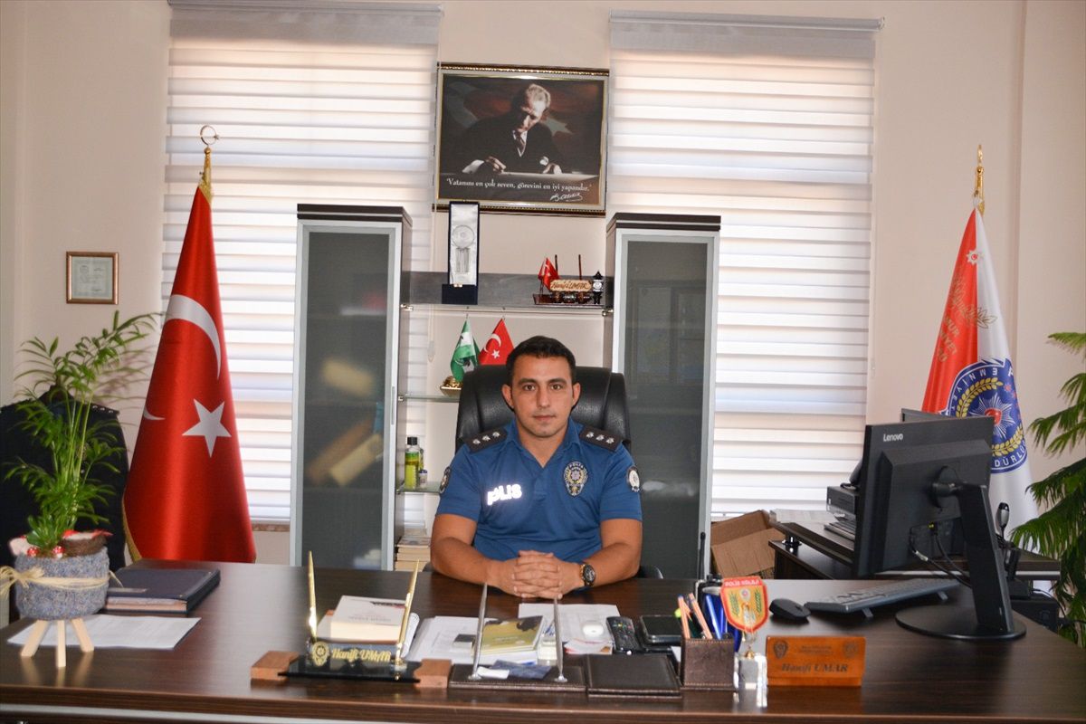 Anamur'da gazeteciler İlçe Emniyet Müdürü Hanifi Umar'ı ziyaret etti