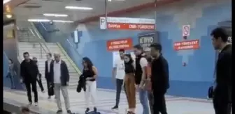 Çankaya'da Bayılan Kadın Metro Raylarından Kurtarıldı