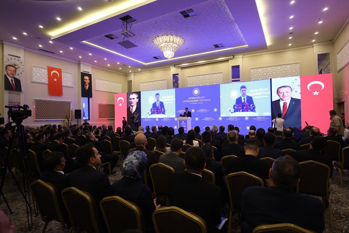 Bakan Tunç, Gaziantep'te 'Deprem Bölgesi Değerlendirme Toplantısı'nda konuştu Açıklaması