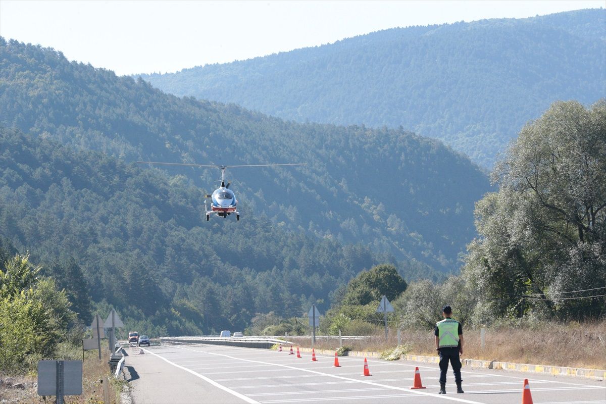 Bolu'da cayrokopter destekli trafik denetiminde cezai işlem uygulandı