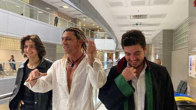 Dolandırıcılık suçlamasıyla hakim karşısına çıkan YouTuber aylık kazancını açıkladı: 50 ila 100 bin TL arası Dolandırıcılık suçlamasıyla hakim karşısına çıkan YouTuber aylık kazancını açıkladı: 50 ila 100 bin TL arası