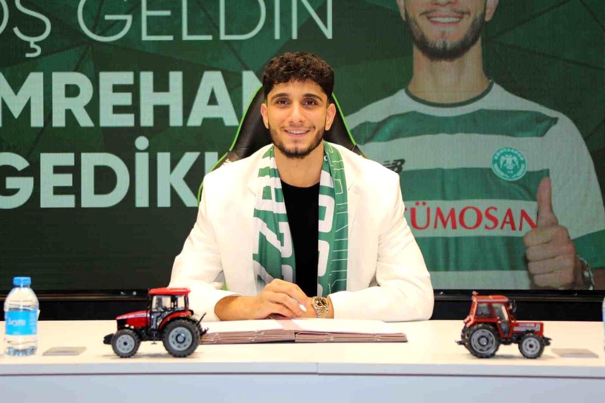 Konyaspor, genç forvet oyuncusu Emrehan Gedikli ile sözleşme imzaladı