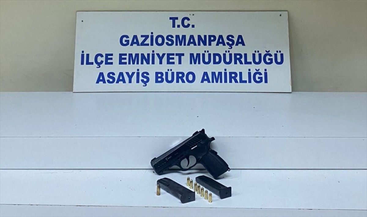 Gaziosmanpaşa'da silahla tehdit eden şüpheliler yakalandı