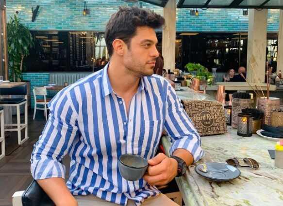 Hadise ile Berk Atan sevgili mi? Hadise ve Berk Atan aşk yaşıyor iddiası! Hadise ile Berk Atan sevgili mi? Hadise ve Berk Atan aşk yaşıyor iddiası!