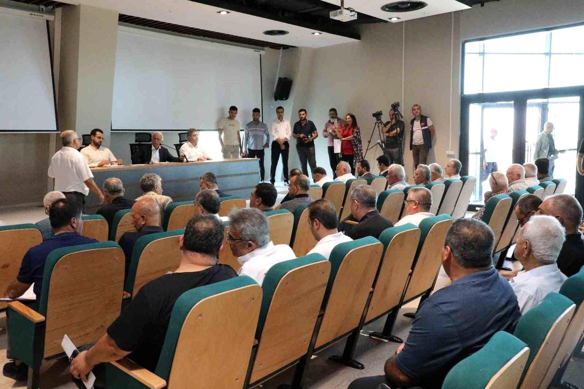 Hatay Büyükşehir Belediye Meclisi Toplu Taşıma Araçlarına Akaryakıt Desteğini 6 Ay Uzattı
