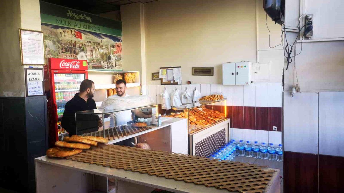 Erzurum'da Bir Ekmek Fırınında Yardım Kutusu Çalındı