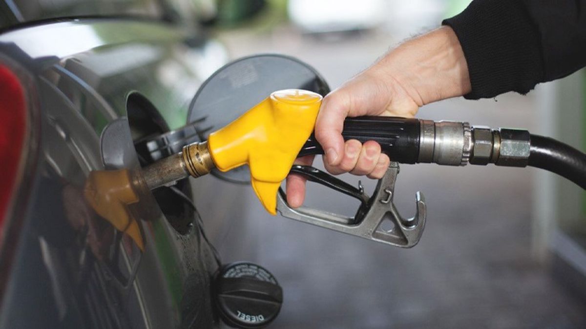 Motorinin ardından bir okkalı zam da benzine! Litresi 39 lirayı aştı