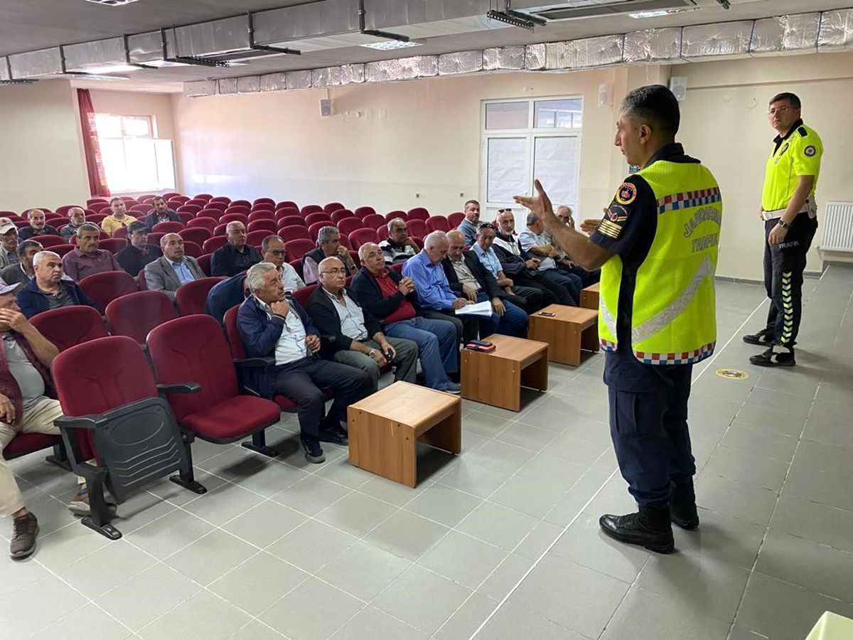 Nevşehir'de Okul Servis Şoförlerine Güvenli Sürüş Eğitimi Verildi