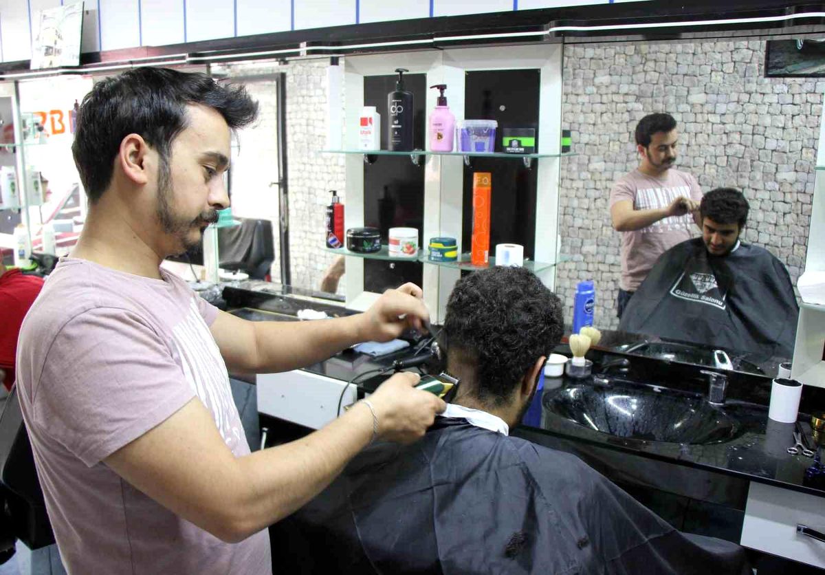 Samsun'da Berber Fiyatlarına Yüzde 83,3 Zam