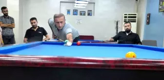 Şırnak'ta düzenlenen bilardo turnuvasının şampiyonu Mehmet Bayram Balık oldu